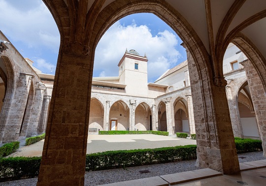 Pati gòtic del Centre del Carme -Cultura Contemporània